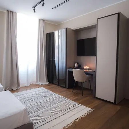 Palazzo Danisi Rooms&Suites-3